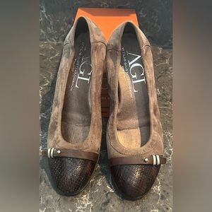 AGL )Ballet Flat With cap toe and strap detail -size 38 1/2 (8 1/2). Taupe suede